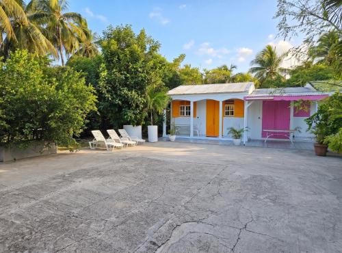 Bungalow charmant au Moule avec vue sur jardin - Location saisonnière - Bressuire