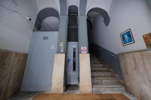 The Dante Square Apartment