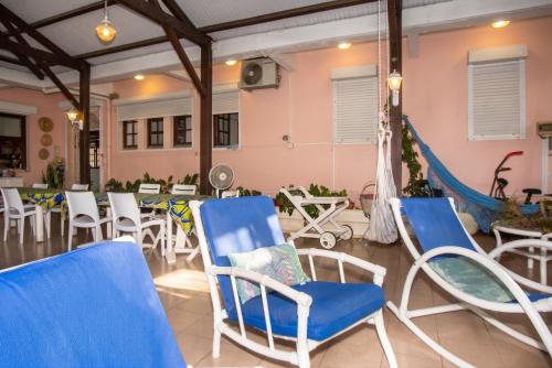 ระเบียง/ชานเรือน, Studio accueillant à Baie Mahault - 20 m² avec piscine privée (Studio accueillant a Baie Mahault - 20 m² avec piscine privee) in แบ มาโอล
