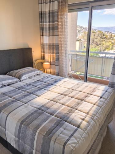 Appartement confortable à Mandelieu-la-Napoule, 37 m², piscine