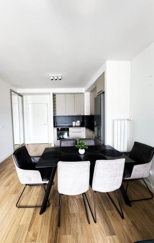 SENSA Premium Apartments - Free Parking