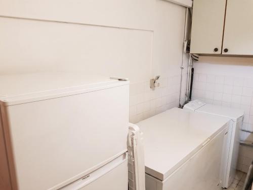 Appartement confortable à Ducos avec terrasse - 107 m² - parking. - image 2