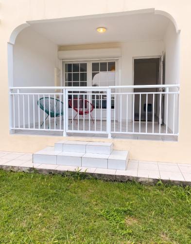 Appartement moderne au Gosier avec jardin et terrasse - Location saisonnière - Le Gosier