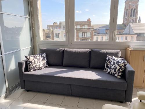 Comfortable Apartment in Blankenberge 40 sqm parking - image 4