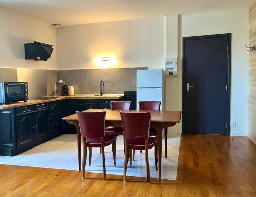 Kitchen, Emmanon - Appartement in La Coquille