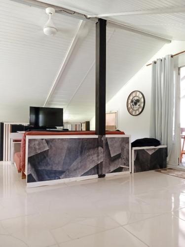 Maison cosy a Baie-Mahault, 60 m² avec balcon in Baie-Mahault