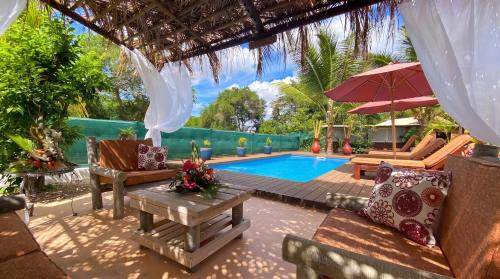 Charming house in Albion + enclosed garden and shared pool