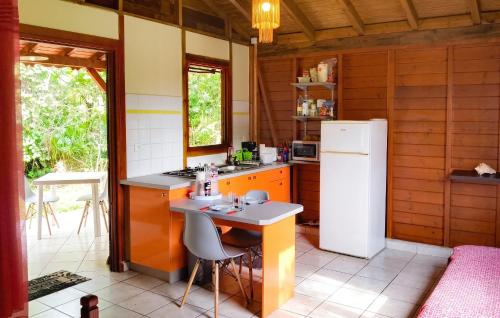 cuisine, Bungalow charmant au Gosier in Mare Gaillard