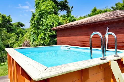Afficher, Bungalow charmant au Gosier in Mare Gaillard