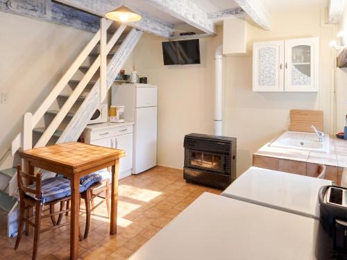 Iekārtas, Maison cosy avec vue sur la montagne à Dompnac, cheminée (Maison cosy avec vue sur la montagne a Dompnac, cheminee) in Valgorge