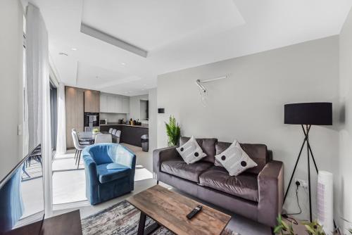 Sleek and Modern 4BR Ultimate London Getaway, Londýn