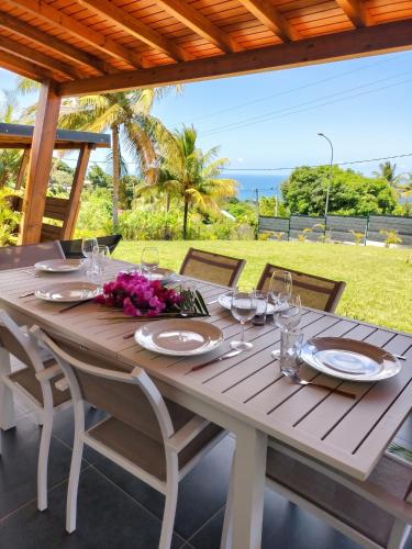 Balcony/terrace, Villa moderne avec piscine a Sainte-Rose, 160 m² in Sainte Rose