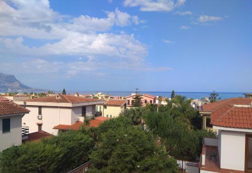 Isola Seaside Hub