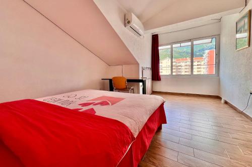 Homestay LGBT friendly - DOUBLE BED ROOM - Soba u apartmanu, zajednicko kupatilo!