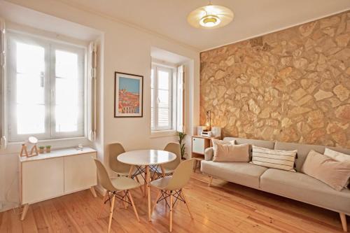 Renovated cosy 1Bedroom Apartment in Santos gîte à louer national museum de Arte Antiga