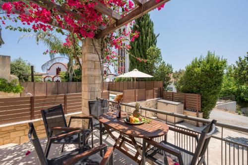 Spilia Village Hotel & Villas in Kolimvari