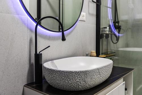 Azure Haven Dhërmi Modern 2BR Escape by PikHost - image 4