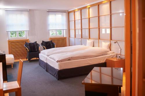 RomanticHOTEL Goldener Karpfen - das kleine, feine Grandhotel direkt in der Altstadt – Fulda, AL