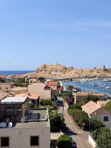 Sublime appartement centre-ville vue mer - Location saisonnière - L'Île-Rousse