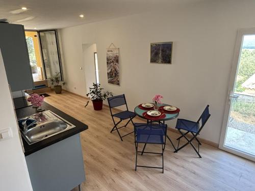 A szálláshely kívülről, Bel appartement à louer à Vinon-sur-Verdon en Provence (Bel appartement a louer a Vinon-sur-Verdon en Provence) in Vinon-Sur-Verdon