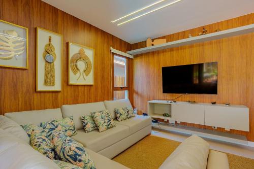 IT131 Lindo Bangalo c/ 4 suites, Cond. Pe na Areia in Itacimirim