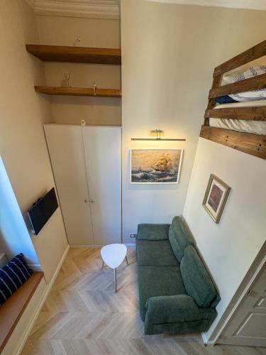 Compact Modern Studio