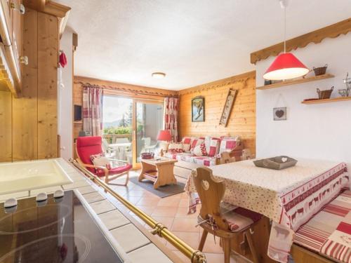Chalet 3 pièces avec balcon, parking inclus, 6 pers. - FR-1-346-544