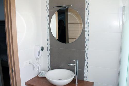 Hostal Montilla Sotogrande - image 9