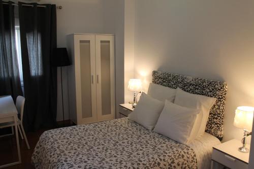 Hostal Montilla Sotogrande in 托雷古亞迪亞羅