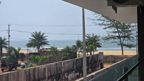 Oyster Bay - Beachfront 2BHK, Surathkal, Mangalore in Suratakal