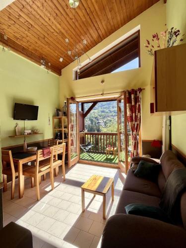 Appartement duplex centre du village vue montagnes