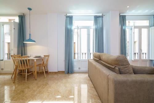 Apartamentos Mercat, Valencia (photo 7)