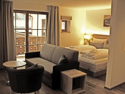 2 king beds