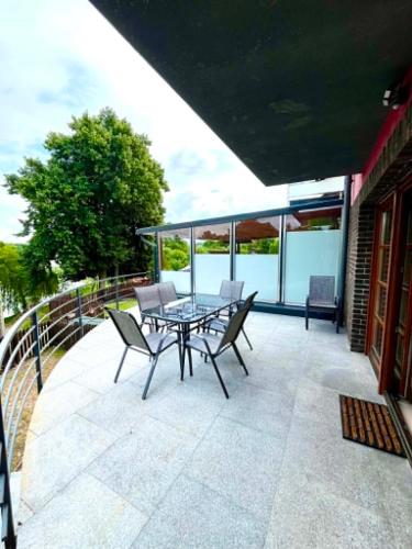 شرفة/ تراس, Apartament Przystań Czos (Apartament Przystan Czos) in مراجوا