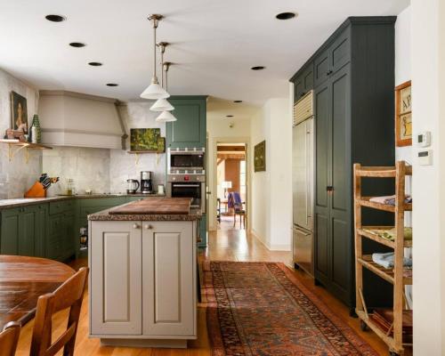 Elegant 7BR Estate with Pool & Hot Tub in Berkshires in Egremont (MA)