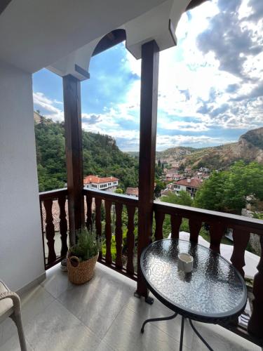 Manoleva House in Melnik