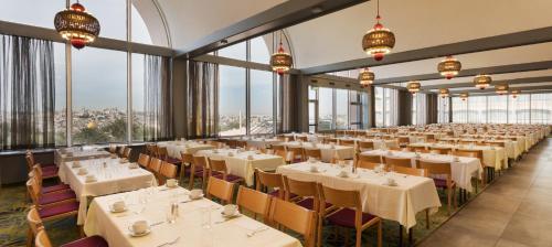 Restaurante, Seven Arches Hotel in East Mountainside