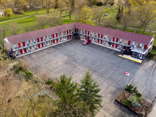 Grand Persepolis Inn - St. Catharines Grand Persepolis Inn - St. Catharines