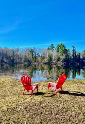 A környék, Quiet Bay Lakeside Escape in Magnetawan (ON)