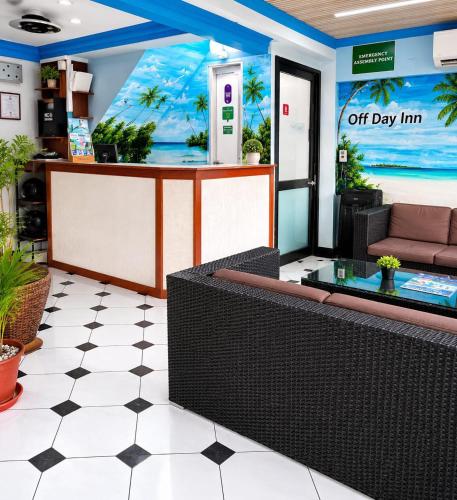 Off Day Inn, Città di Malé
