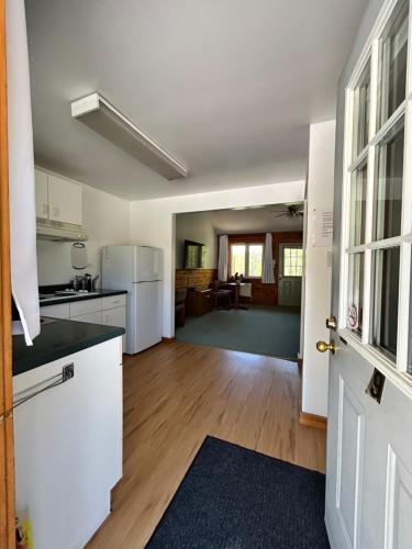 Quiet Bay Lakeside Escape in Magnetawan (ON)
