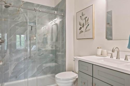 New Golf Course Condo with Pool and Free Beach Shuttle - image 3