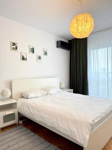 Parliament SkyTower Apartment 3