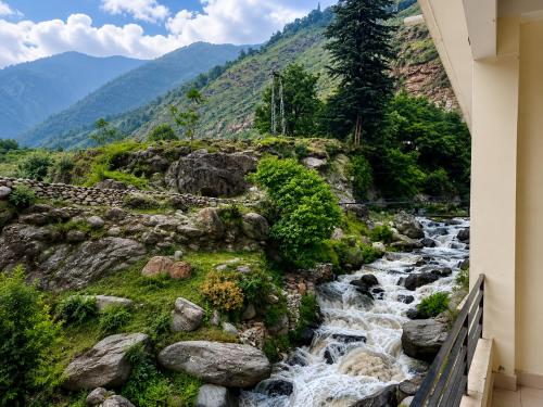 Sukoon Hideout Kaghan Valley in Shogran