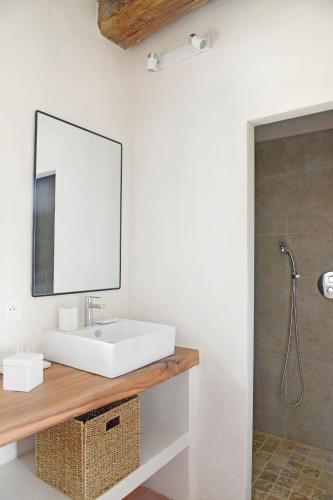 Maison Forte, chambres, calme et vue