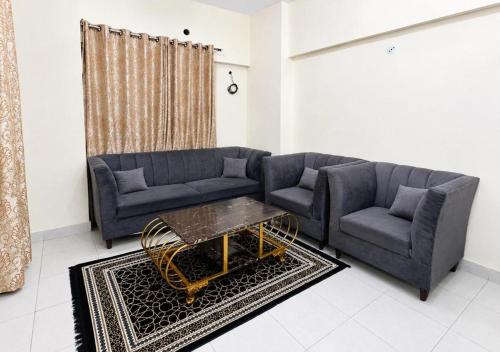 Secure 2BR Near Karachi Airport WiFi — other in Chapal Courtyard-2. 5, Karachi Pakistan, 75300