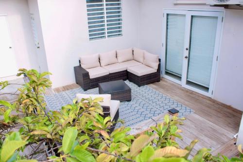 ระเบียง/ชานเรือน, Private 3Bedroom Tropical Luxury Villa Saint Kitts in บาสเซตเตอร์เร่