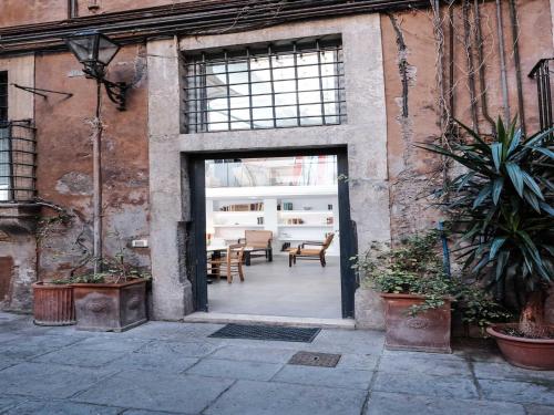 Ancient Trastevere Vespa Loft - image 12