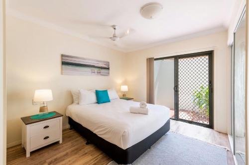 Breakers 1-3 - Ocean Views - Stone Real Estate Yamba - image 4