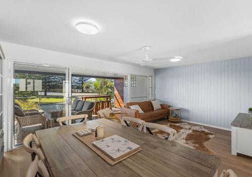 Pippi Sands - Pet Friendly - Stone Real Estate - image 5